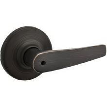 Kwikset 300DL Delta Maximum Series Privacy Door Lever.