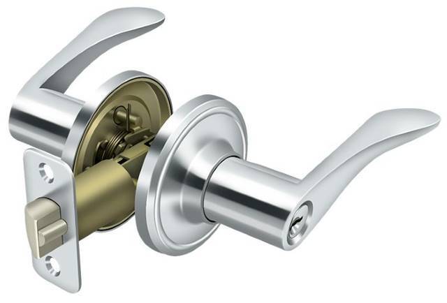 Deltana 6861 Trelawny Keyed Entry Single Cylinder Door Lever.