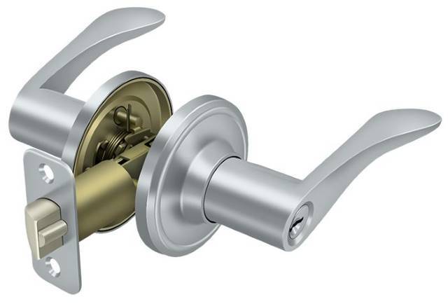 Deltana 6861 Trelawny Keyed Entry Single Cylinder Door Lever.