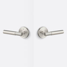 Sure-Loc AP102-RD-GRIP-SM Smooth Grip Privacy Door Lever with Aspra Round Rosette