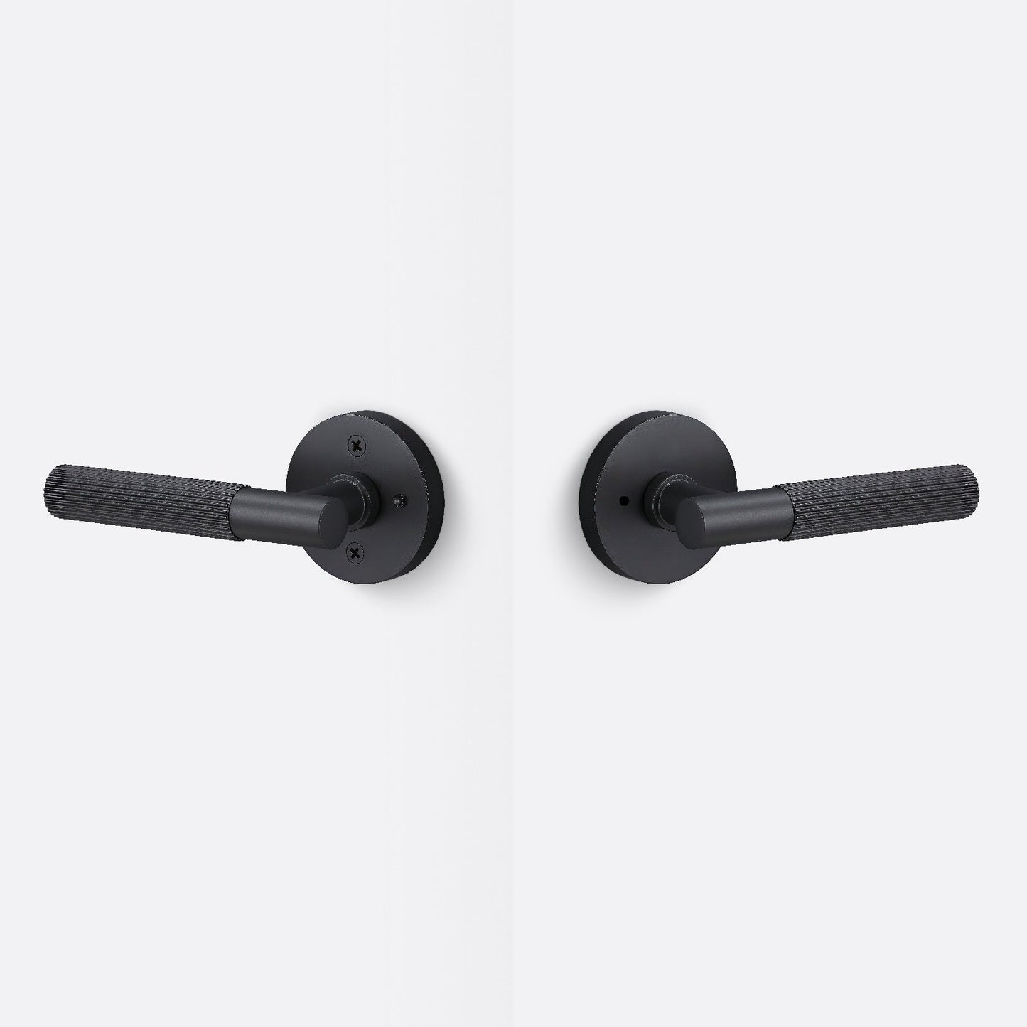 Sure-Loc AP102-RD-GRIP-SKN Straight Knurled Grip Privacy Door Lever with Aspra Round Rosette