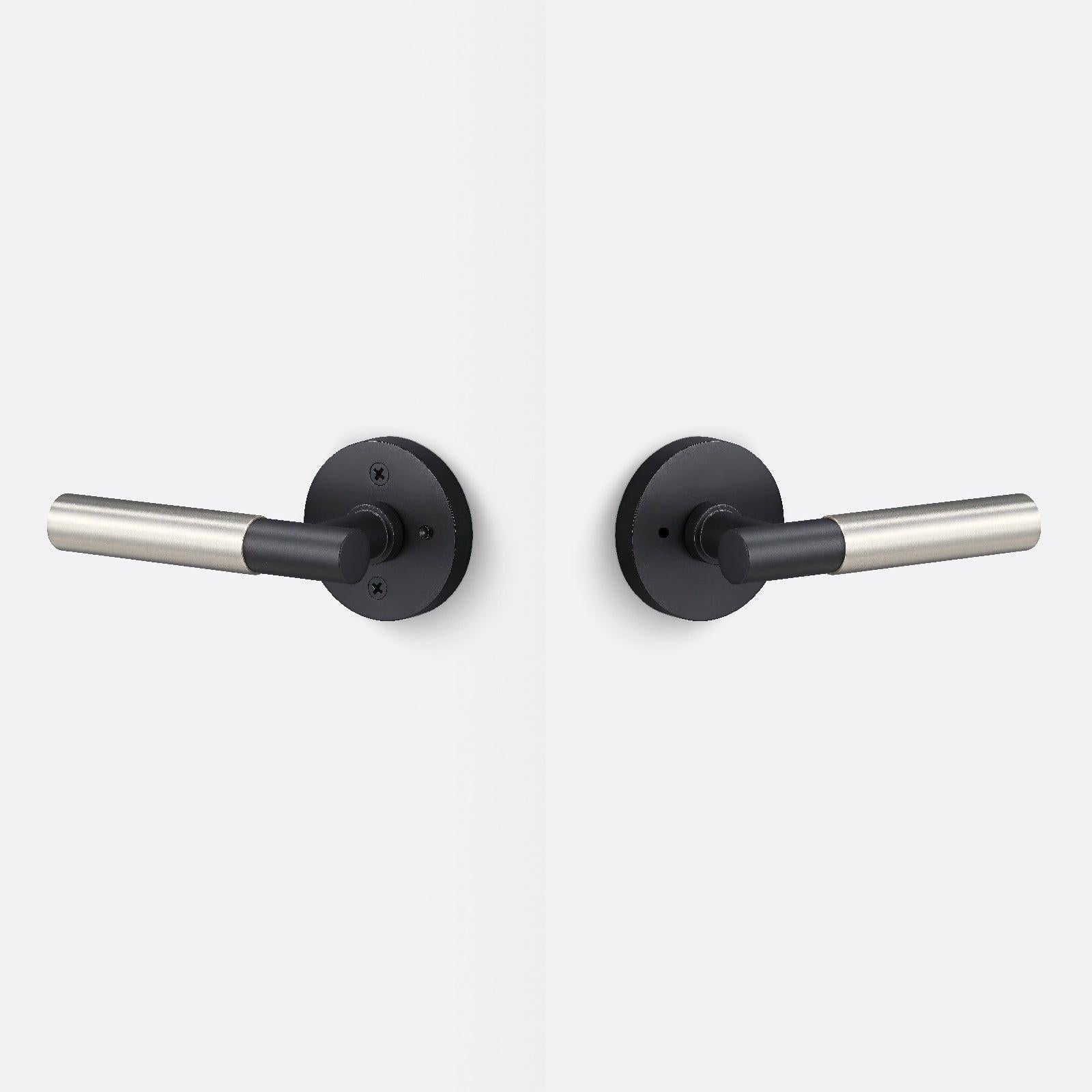 Sure-Loc AP102-RD-GRIP-SM Smooth Grip Privacy Door Lever with Aspra Round Rosette