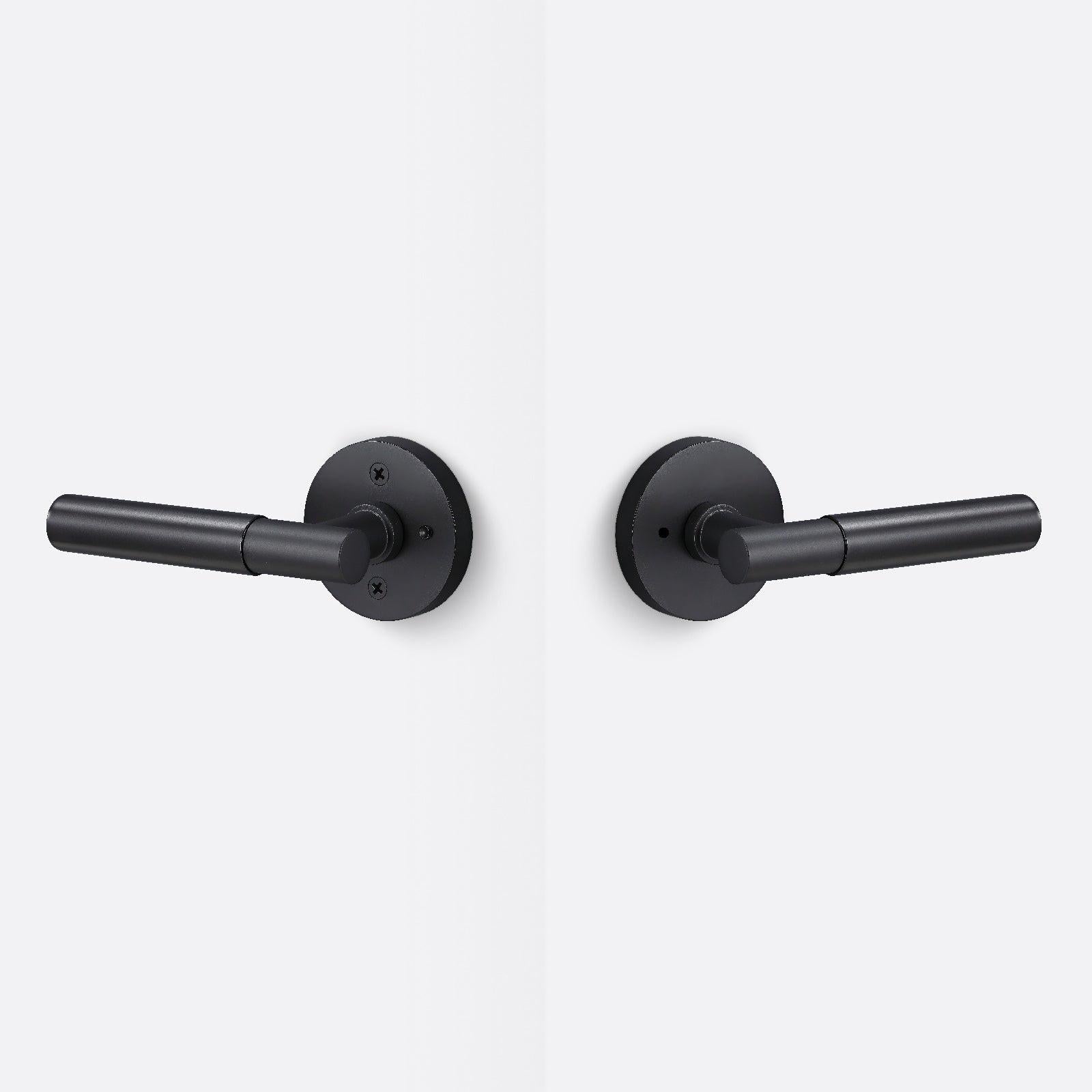 Sure-Loc AP102-RD-GRIP-SM Smooth Grip Privacy Door Lever with Aspra Round Rosette
