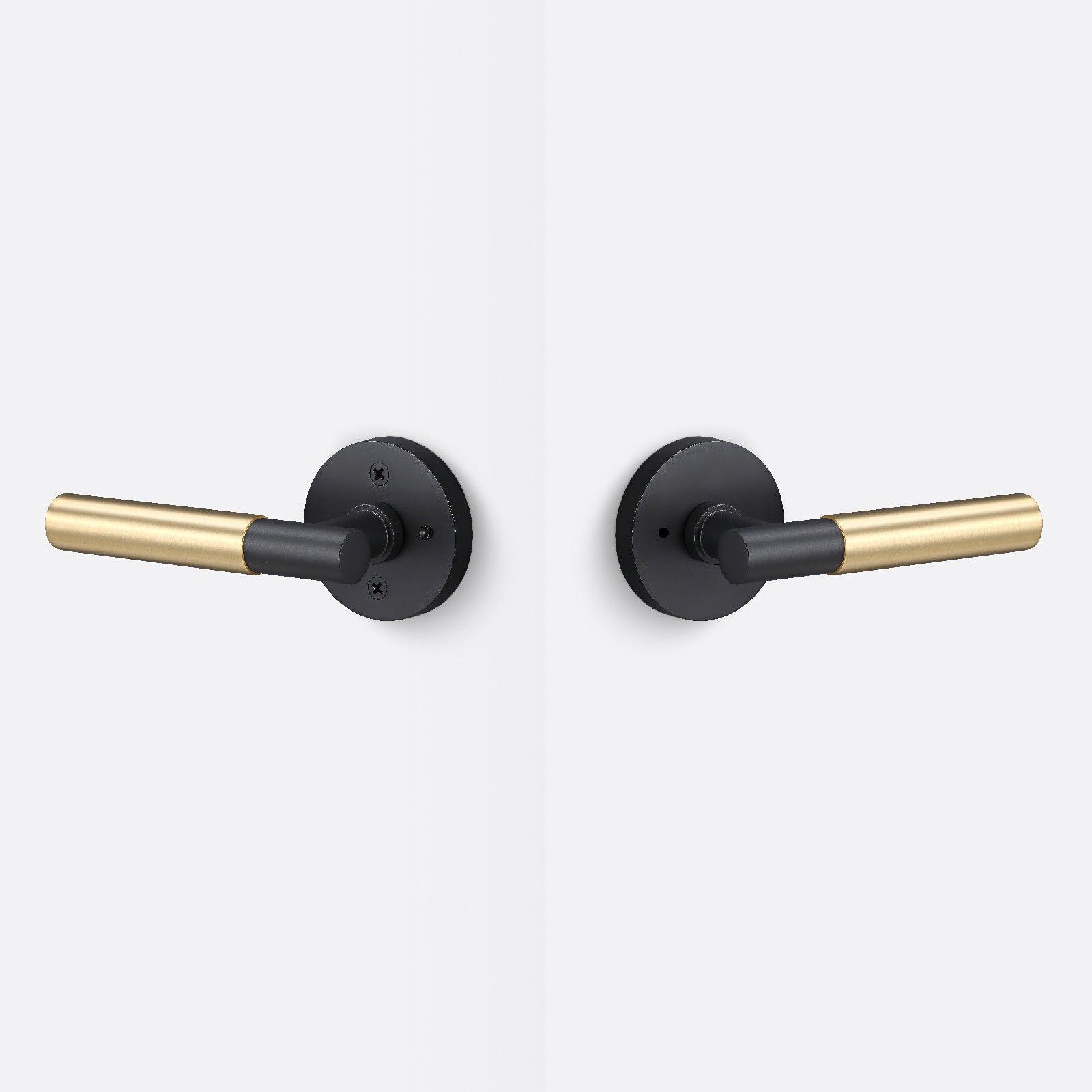 Sure-Loc AP102-RD-GRIP-SM Smooth Grip Privacy Door Lever with Aspra Round Rosette